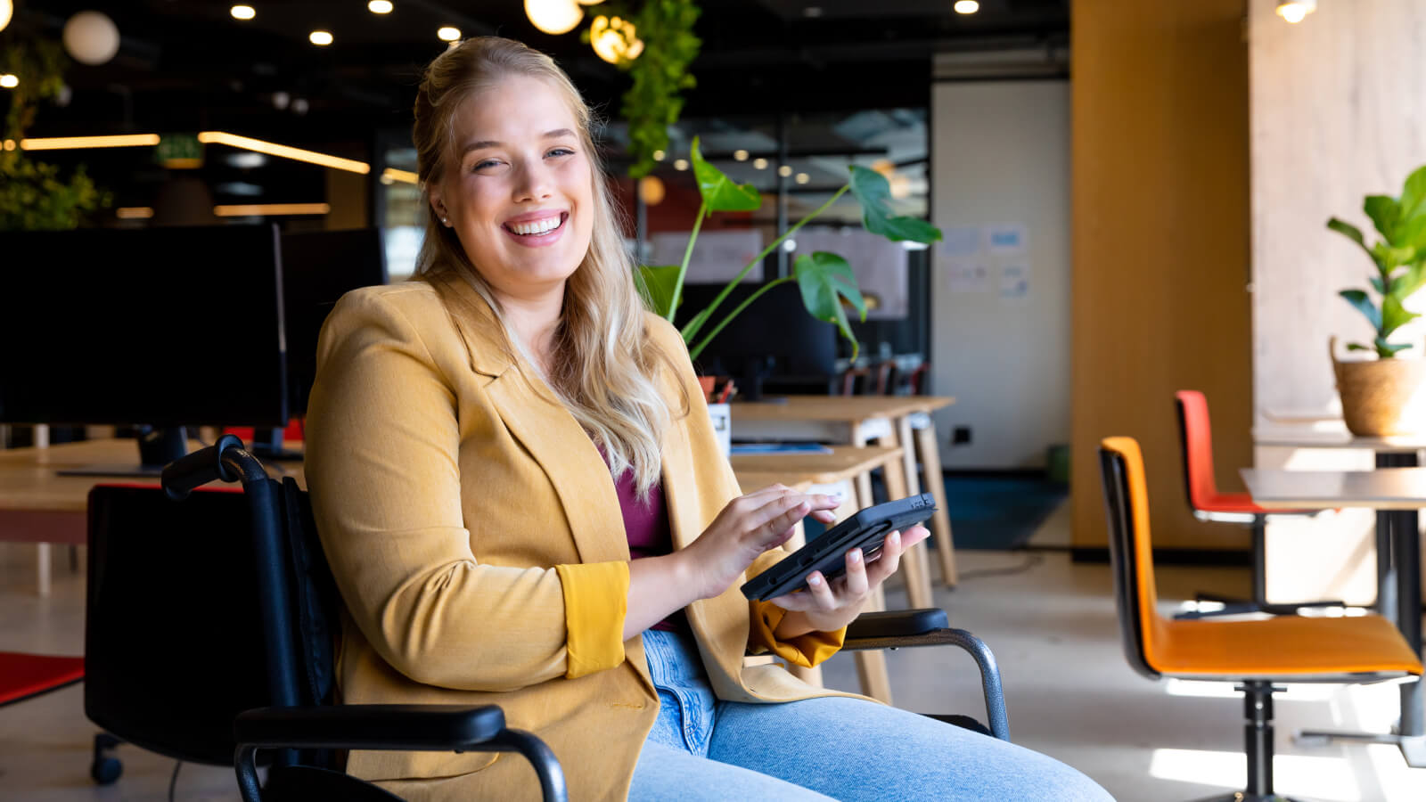 Fixed-Price Freelancers vs Bidding Platforms: Which Is Better?