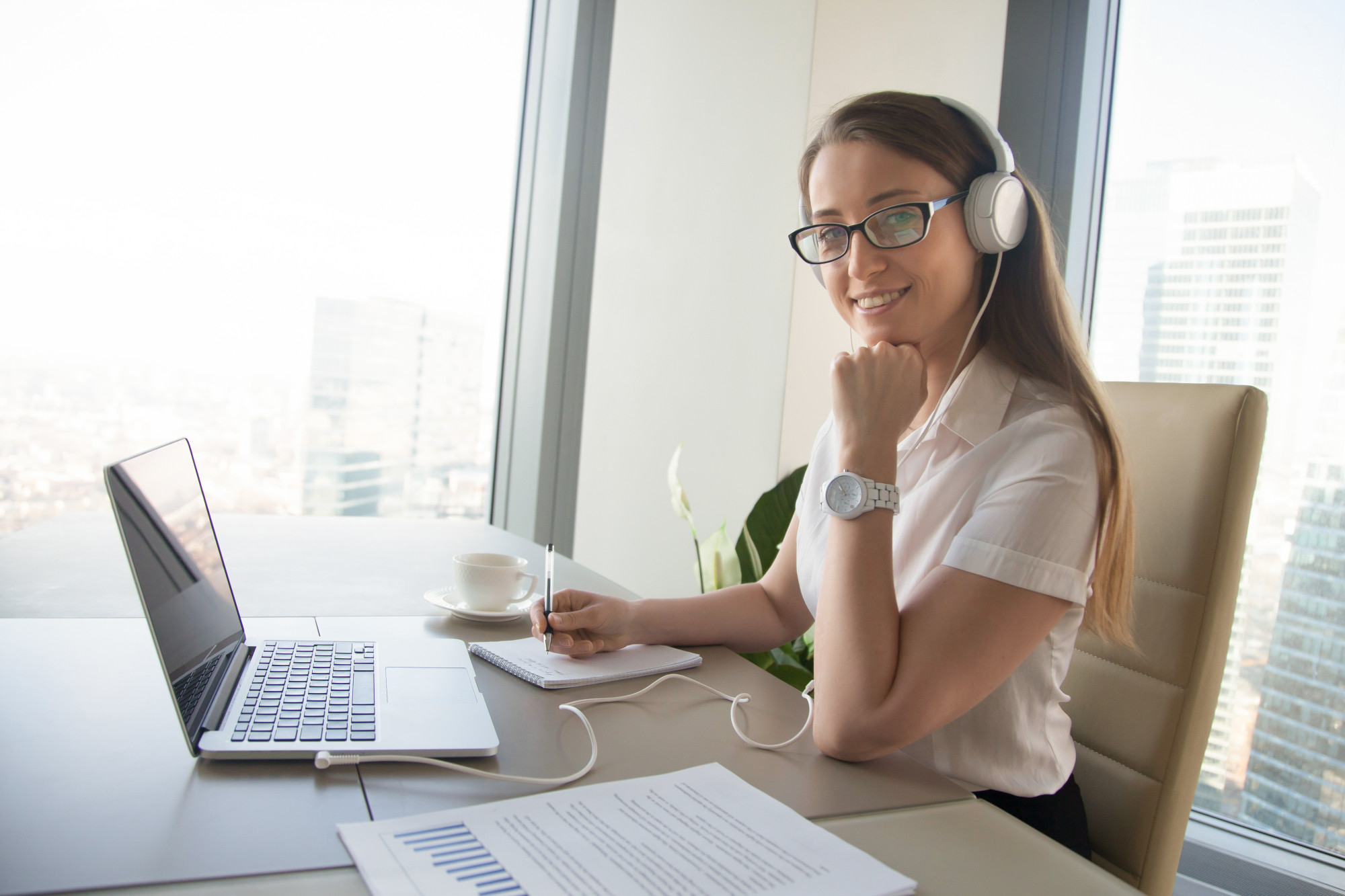 How to Hire a Virtual Assistant in the US 2026 - Costs, Process Guide