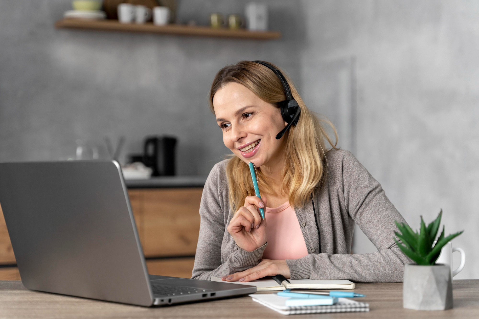 How to Hire Virtual Assistant in the USA 2026 - Costs, Process Guide