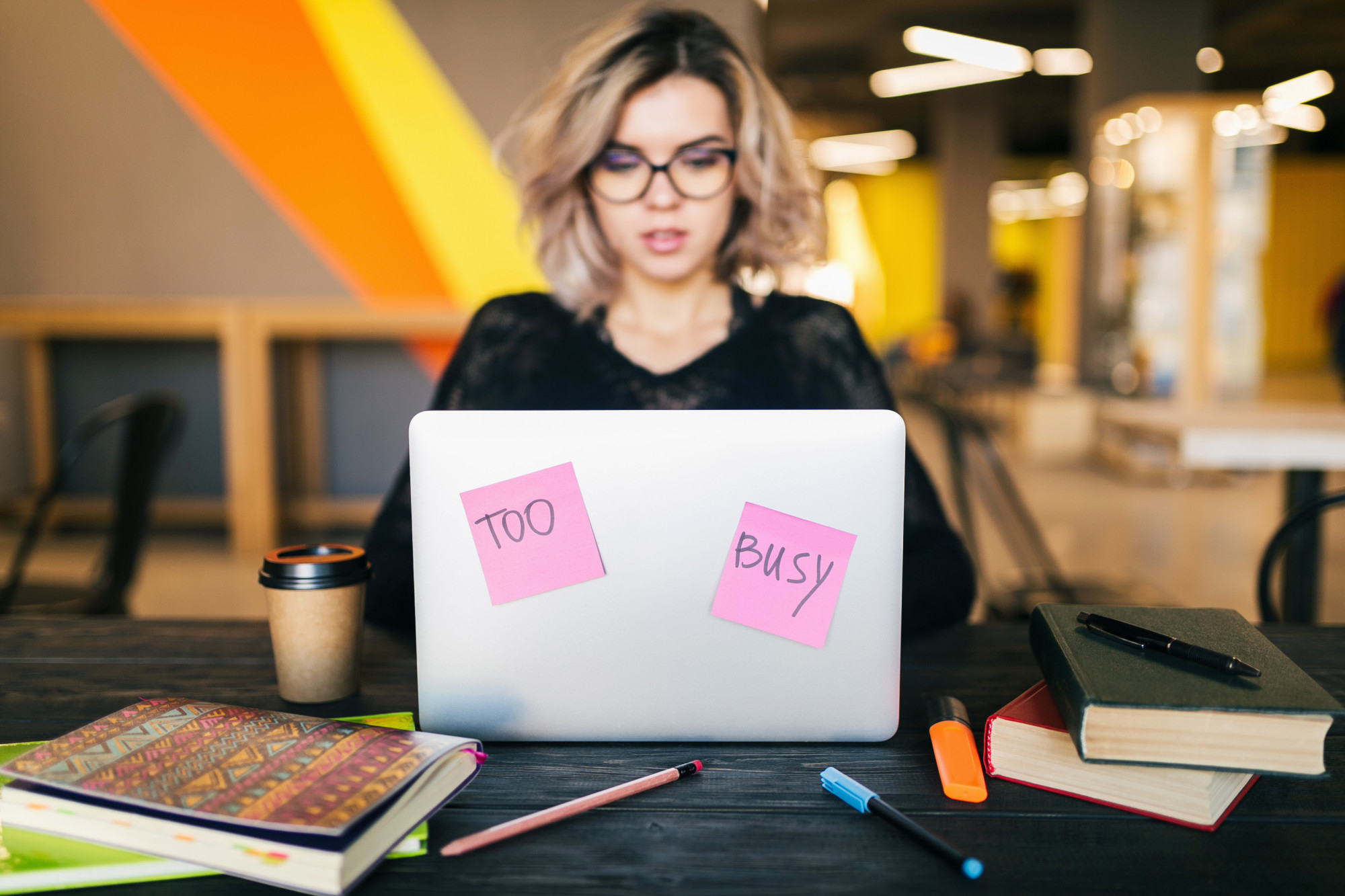How to Become a Freelance Digital Marketer in 2026