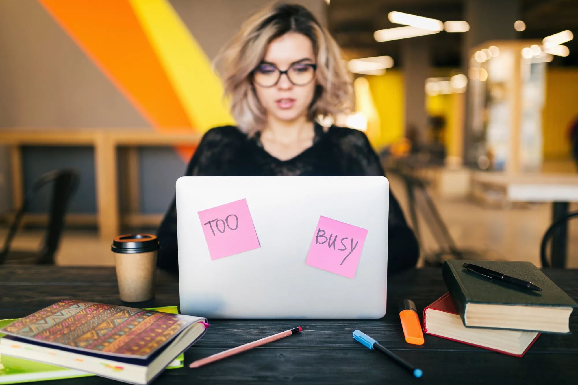 How to Become a Freelance Digital Marketer in 2026